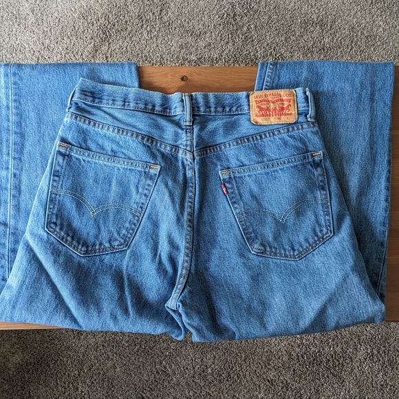 Levi's light wash jeans tall - Picture 1 of 2